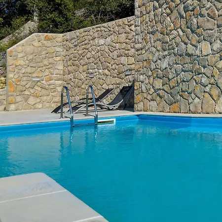 Mick By Interhome * Cres