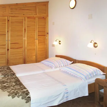 Mick - Ics400 By Interhome Holiday home Cres